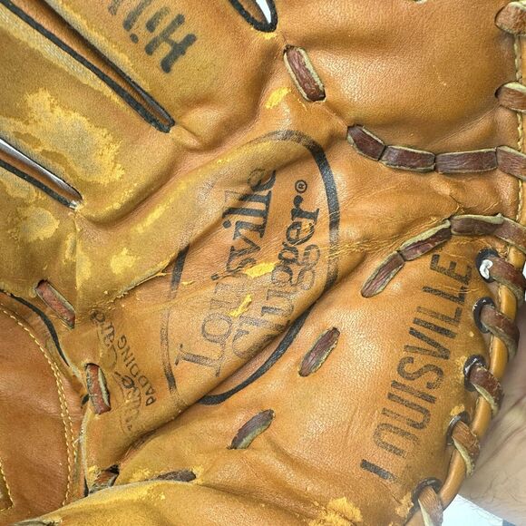 Louisville Slugger W125 12.5" Baseball Glove/Mitt - Right Handed / Pre-Owned - Picture 3 of 10